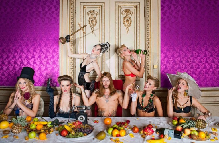 schilderij plexiglas epoxy blessing the table color gomez art dibond wanddecoratie